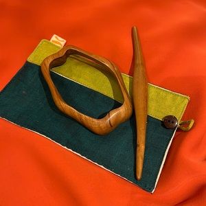 “Moon Flower” teak wooden hair slide